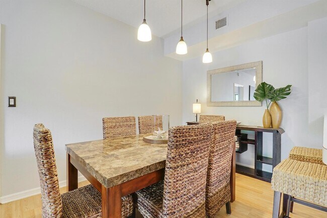 property at 2803 Sarento Pl