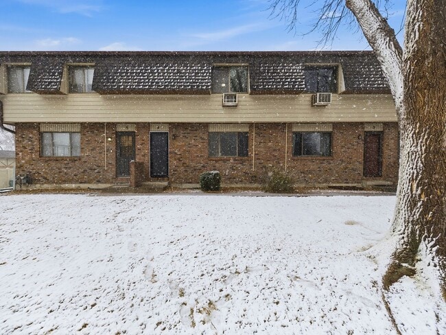 property at 2707 W 19th St Dr