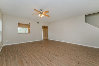 10923 Brucehaven Dr in Riverview, FL - Building Photo - Building Photo