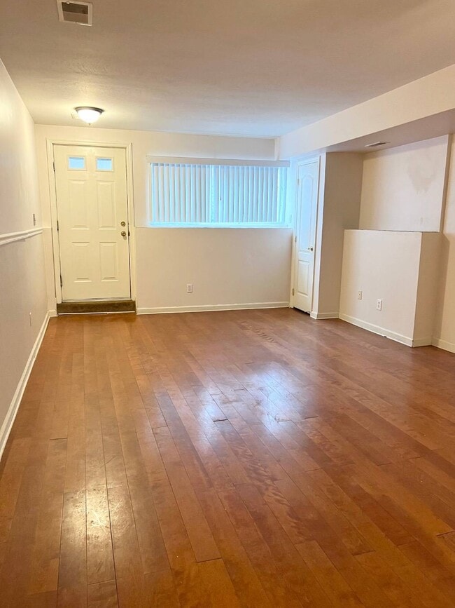 35 Chesterfield Ln in Staten Island, NY - Building Photo - Building Photo