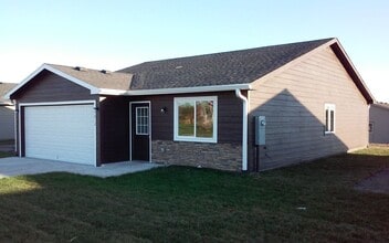 Osceola Heights in Osceola, IA - Building Photo - Interior Photo