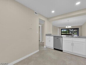 16560 Partridge Place Rd in Ft. Myers, FL - Building Photo - Building Photo