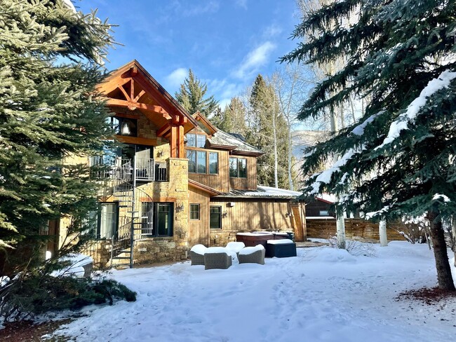 1395 Snowbunny Ln in Aspen, CO - Building Photo - Building Photo