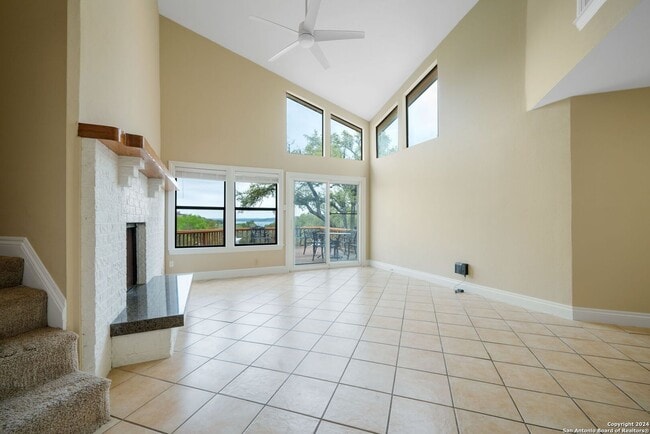 property at 1043 Barbara Dr