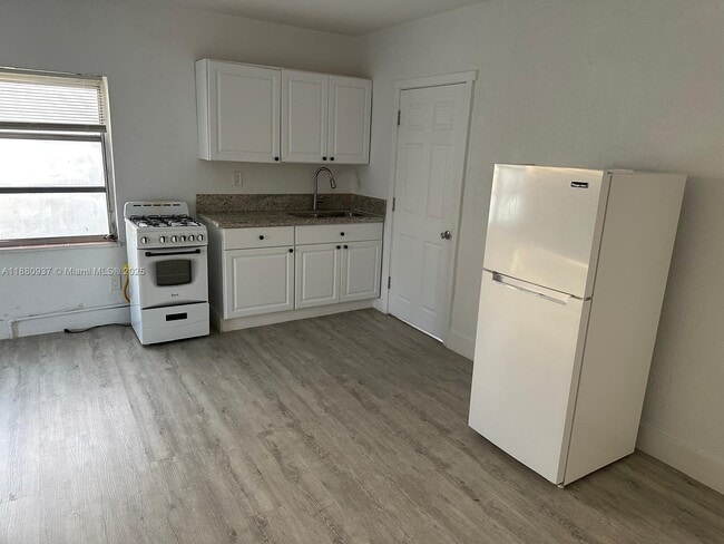 property at 1943 71st St