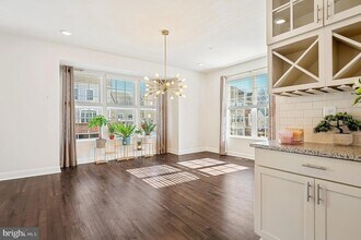 2762 Lady Slipper Rd in Gambrills, MD - Building Photo - Building Photo