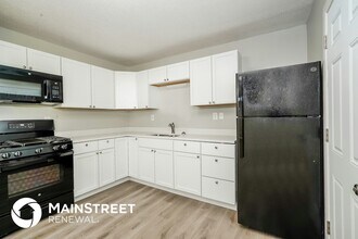 3730 Erin Dr in Indianapolis, IN - Building Photo - Building Photo