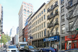 150-152 Chambers St in New York, NY - Building Photo - Building Photo