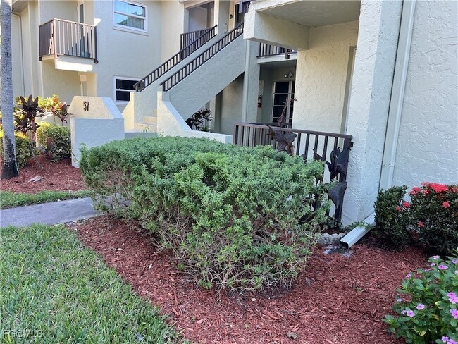 7400 College Pkwy, Unit 57B in Ft. Myers, FL - Building Photo - Building Photo