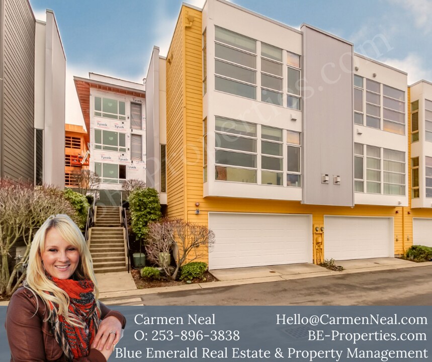 2344 Yakima Ct in Tacoma, WA - Building Photo