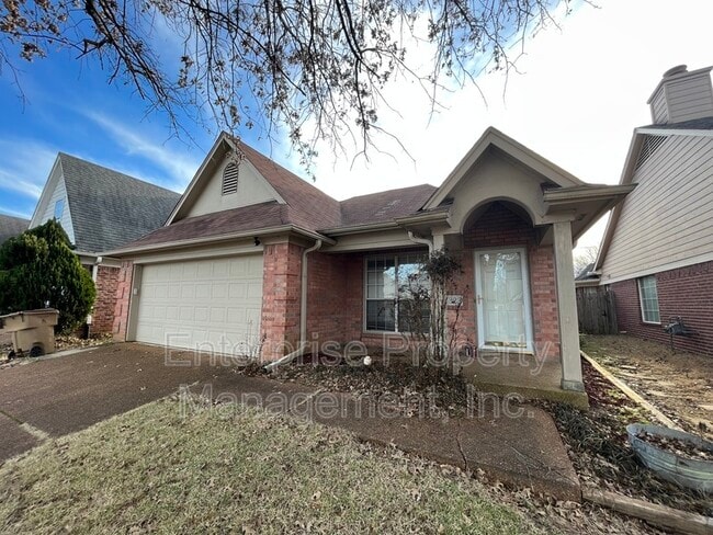 property at 7323 Appling Ridge Dr