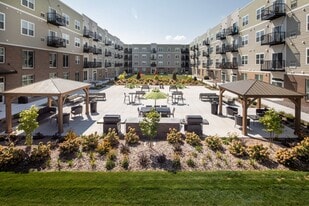 The Edison at Rice Creek I and II in Shoreview, MN - Building Photo