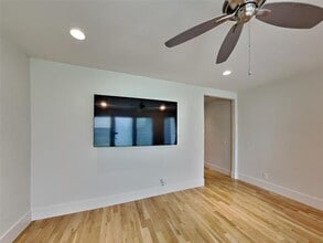 4216 Bowser Ave in Dallas, TX - Building Photo - Building Photo