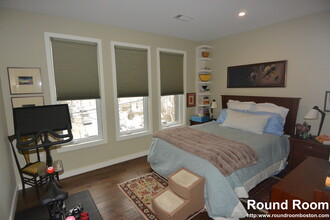 45 Burnett St in Boston, MA - Building Photo - Building Photo