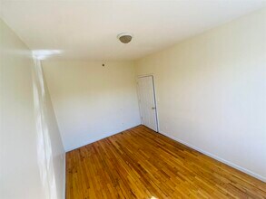 250 S Orange Ave in Newark, NJ - Building Photo - Building Photo