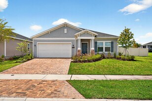 2618 Seasons Rd in Green Cove Springs, FL - Building Photo