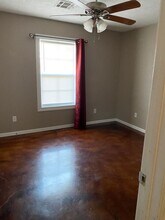 914 Live Oak St in Sulphur, LA - Building Photo - Building Photo