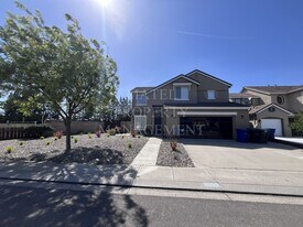 4333 Peninsula Dr in Modesto, CA - Building Photo