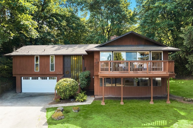 property at 4740 Lakehurst Ln SE