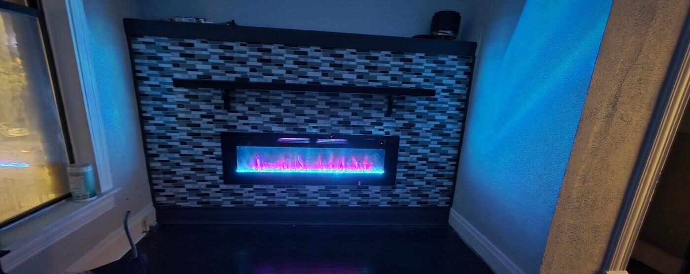 700 S Oakley Blvd, Unit Corner on Oakley in Chicago, IL - Building Photo