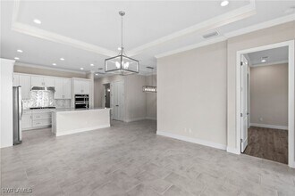 14756 Kingfisher Lp in Naples, FL - Foto de edificio - Building Photo