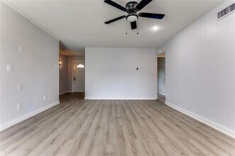 217 Trailridge Dr in Garland, TX - Building Photo - Building Photo