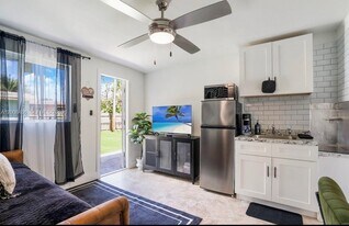 919 NW 13th St in Fort Lauderdale, FL - Building Photo