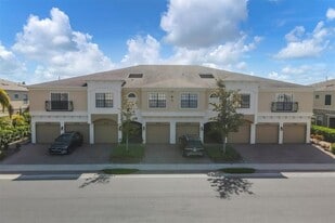 4174 Overture Cir in Bradenton, FL - Building Photo