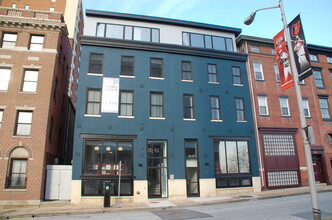 DMK Properties in Baltimore, MD - Foto de edificio - Building Photo