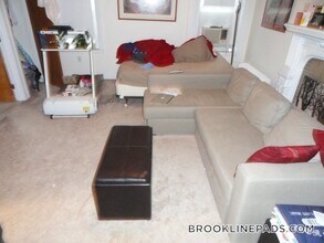 1223 Beacon St in Brookline, MA - Building Photo - Building Photo