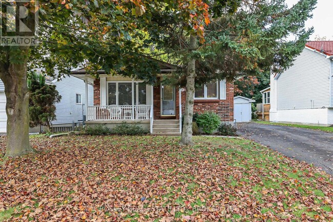 28 Oak Dr