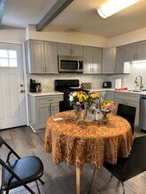 510 S Juniper St, Unit A in Philadelphia, PA - Foto de edificio - Building Photo