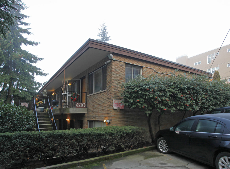 610 E THOMAS in Seattle, WA - Building Photo