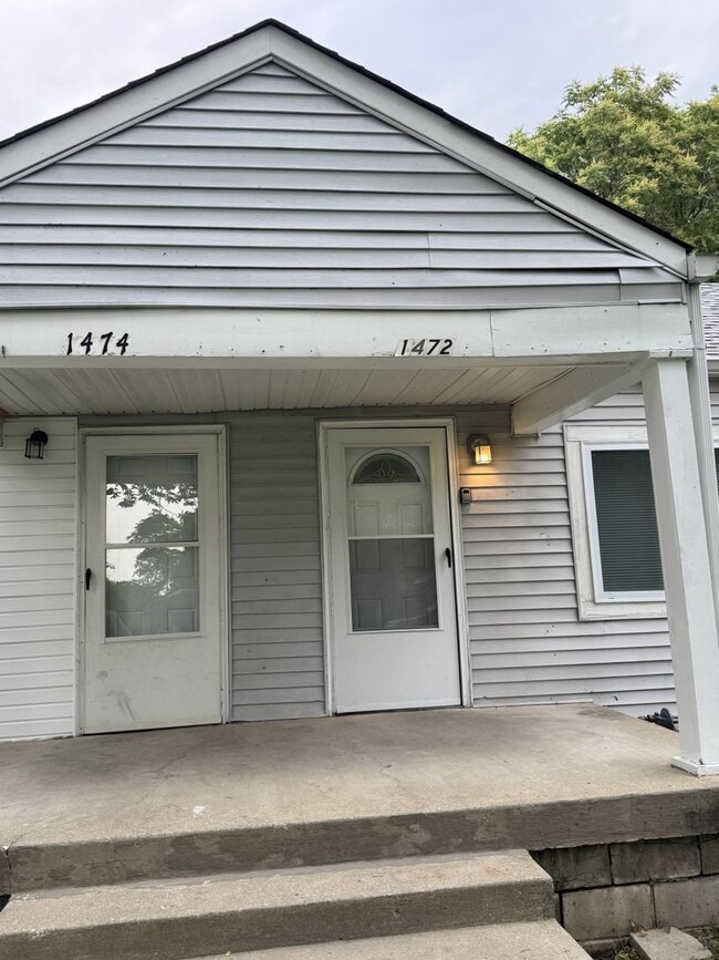 property at 1472 W 32nd St