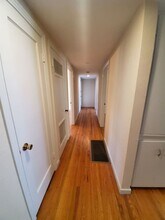 1241 Perkins Way in Sacramento, CA - Building Photo - Building Photo