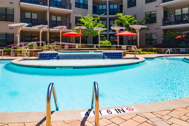 City Walk Apartments in Charlottesville, VA - Building Photo - Building Photo