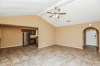 617 Park Center Blvd in Saginaw, TX - Building Photo - Building Photo