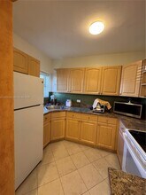 510 76th St in Miami Beach, FL - Building Photo - Building Photo