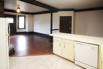 314 S Trenton Ave, Unit 4 in Pittsburgh, PA - Building Photo - Building Photo