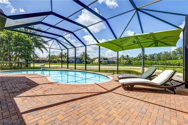 4360 Aurora St in Naples, FL - Building Photo - Building Photo