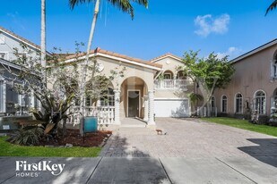 27521 SW 139th Pl in Homestead, FL - Building Photo