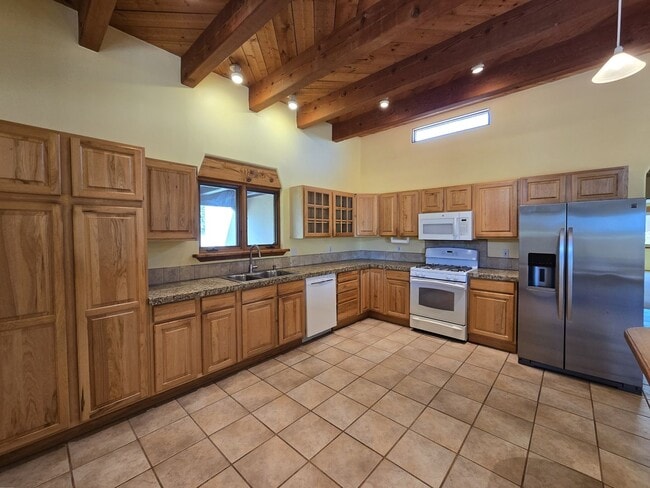 property at 19 Camerada Rd
