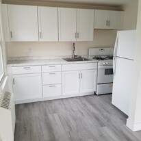 101 Ringdahl Ct, Unit 4 Apartamentos