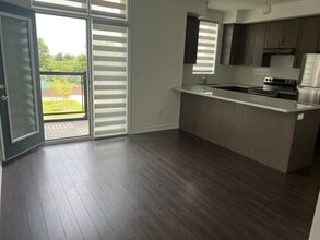 Looking for Tenants in Brampton, ON - Building Photo - Building Photo