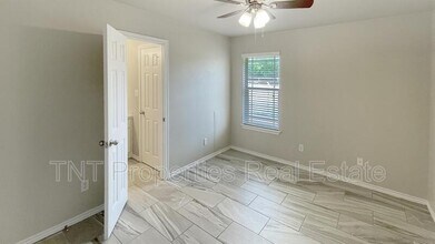 9869 Risky's Ranch Dr in College Station, TX - Building Photo - Building Photo