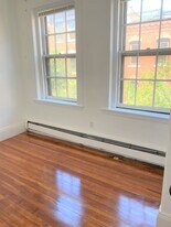 66 Phillips St, Unit 1 in Boston, MA - Building Photo