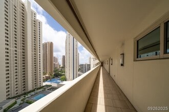 1837 Kalakaua Ave in Honolulu, HI - Building Photo - Building Photo