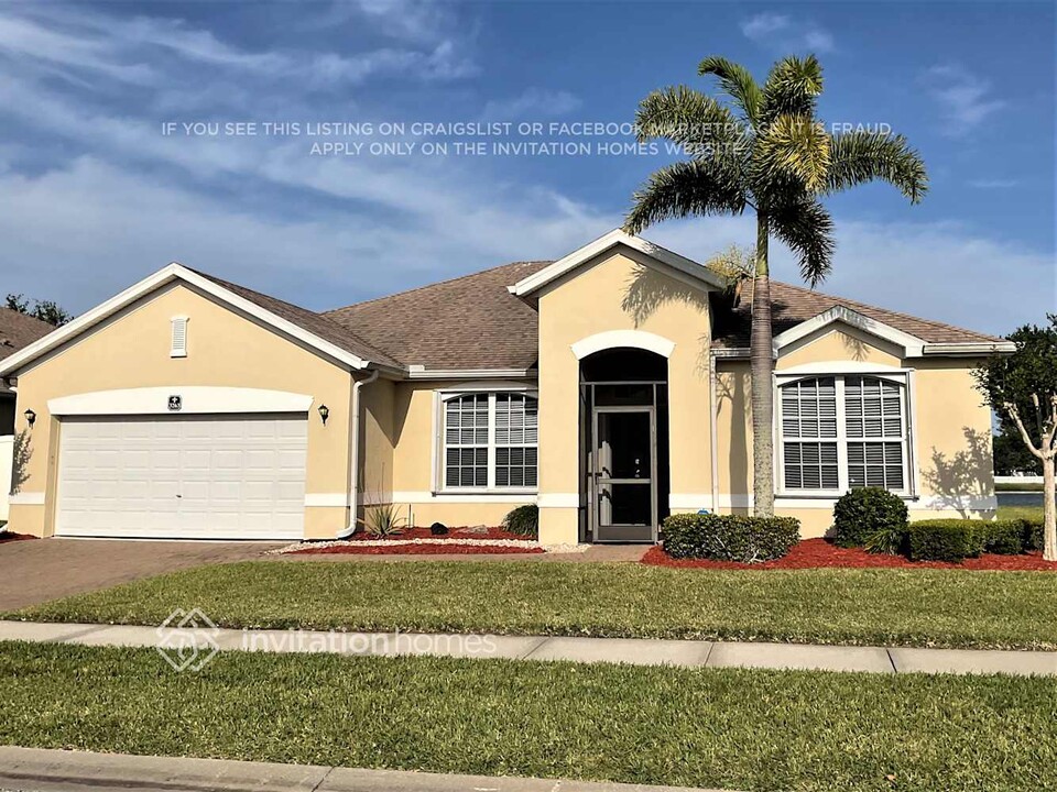 3263 Hawthorne Ave in Rockledge, FL - Building Photo