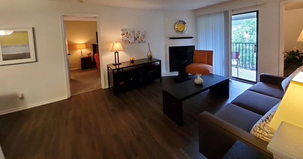 Raintree Apartments Lexington, KY Apartments