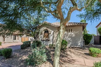 2910 W Donatello Dr in Phoenix, AZ - Building Photo - Building Photo